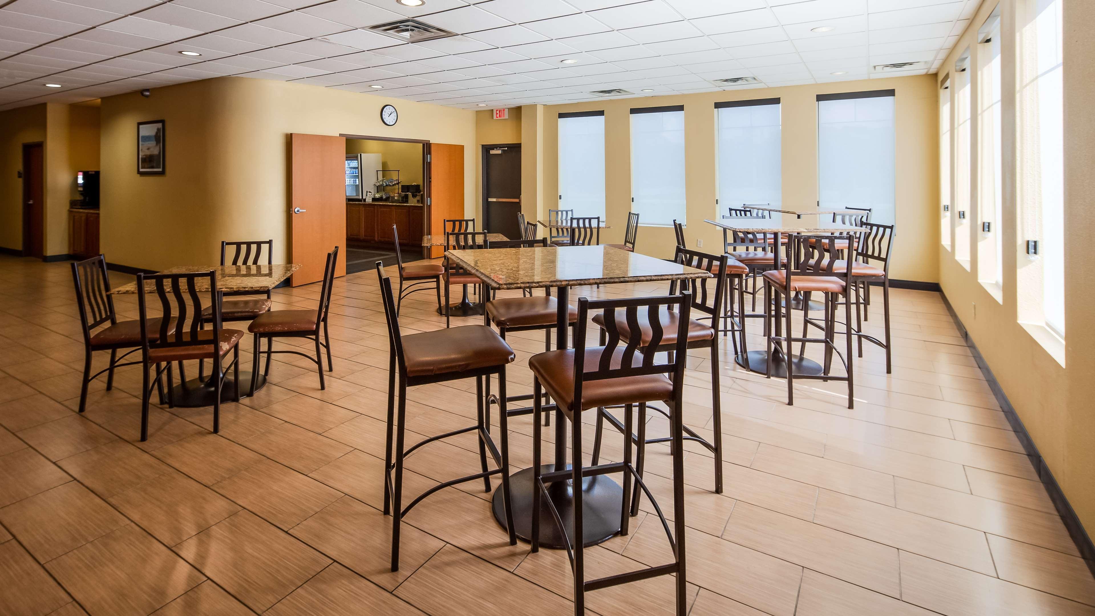 Rodeway Inn Portage Bagian luar foto
