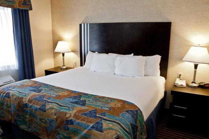 Rodeway Inn Portage Bagian luar foto